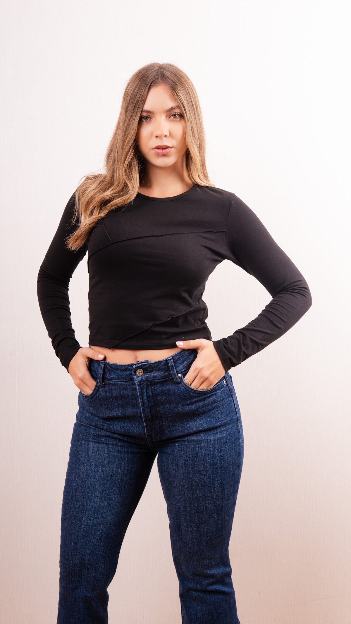 POLO MARIANA